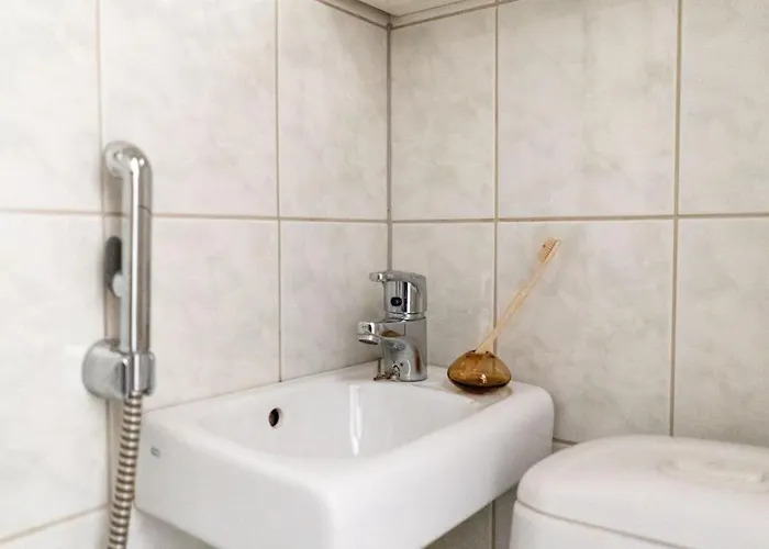 A Compact In The Center タンペレ